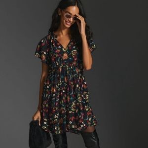 Anthropologie robin tiered mini dress, size xs. Black with bright floral